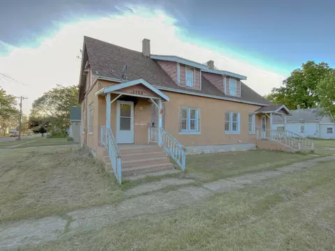 1702-1704 Wisconsin Ave, Beloit, WI 53511