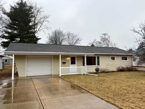 6711 North Ave, Middleton, WI 53562