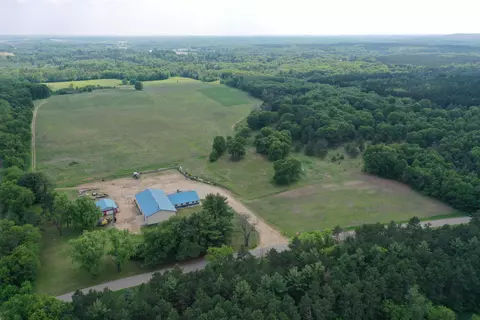 n8621 5th Road, Westfield, WI 53964