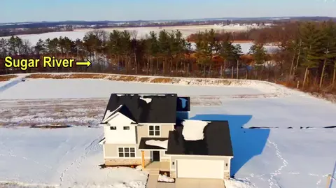 821 Colt Dr, Belleville, WI 53508