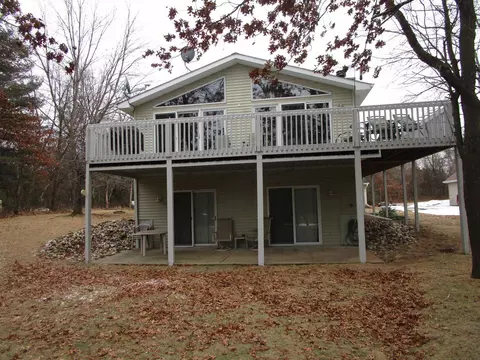 2307 18th Dr, Friendship, WI 53934