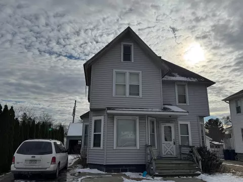 1226 Racine St, Janesville, WI 53545