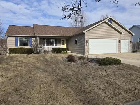 1508 Chipper Ln, Sun Prairie, WI 53590