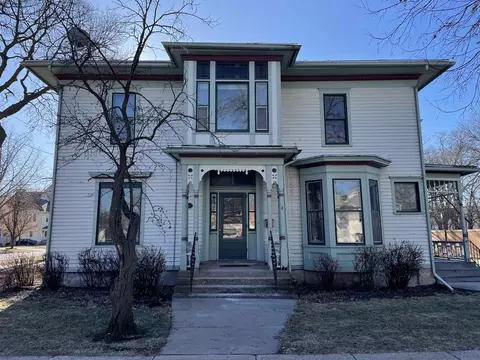 722-724 Chapin St, Beloit, WI 53511