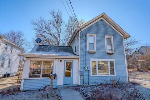 517 Oak St, Stoughton, WI 53589