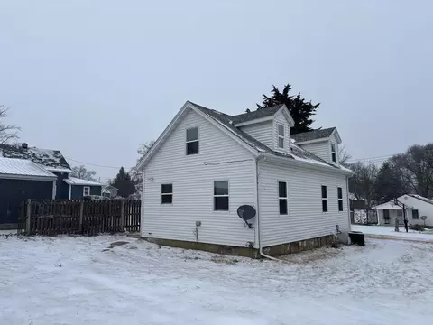 2202 Jackson St, Beloit, WI 53511