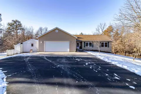 2307 A 18th Dr, Friendship, WI 53934