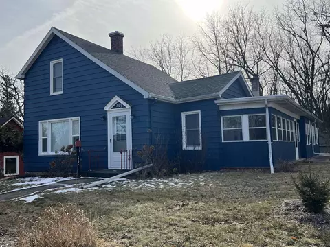 303 E High St, Edgerton, WI 53534