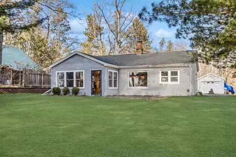 1319 Chicago Dr, Friendship, WI 53934