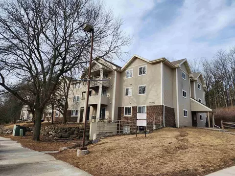 1128 Morraine View Dr #102, Madison, WI 53719