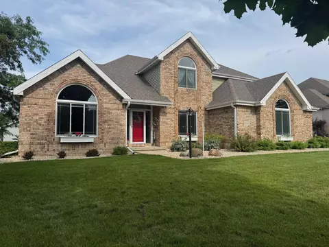 1 Ondossagon Ct, Madison, WI 53719