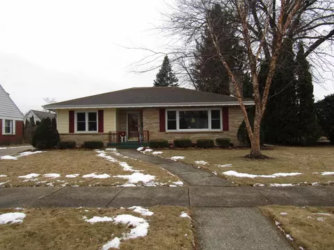 1212 Sherman Ave, Janesville, WI 53545