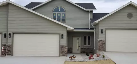 422 Louis Ln, Baraboo, WI 53913
