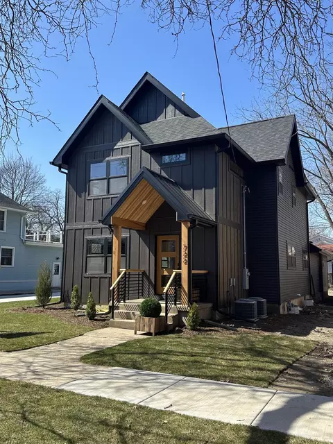 722 Park Ave, Beloit, WI 53511