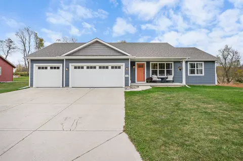 306 W Wilson St, Blanchardville, WI 53516