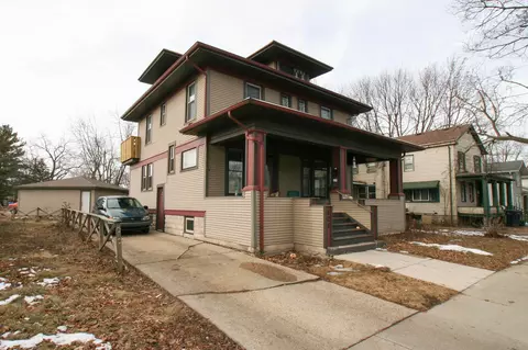 406-408 S Jackson St, Janesville, WI 53548