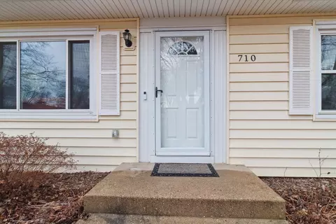 710 Frederick St, Sun Prairie, WI 53590