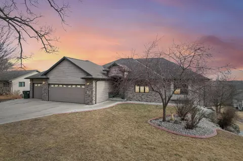 706 Morningstar Dr, Portage, WI 53901