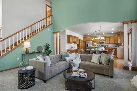 6902 Bluff Point Dr, Madison, WI 53718