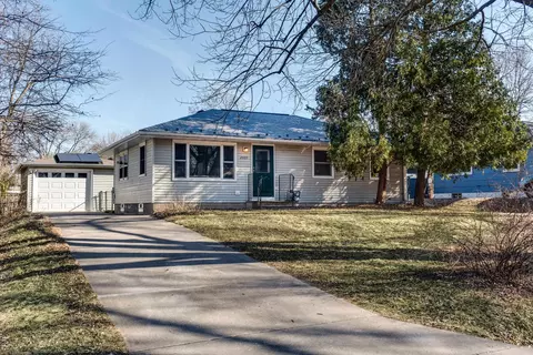 2009 Sundstrom St, Madison, WI 53713