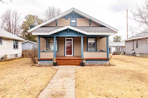 309 S Linden St, Adams, WI 53910