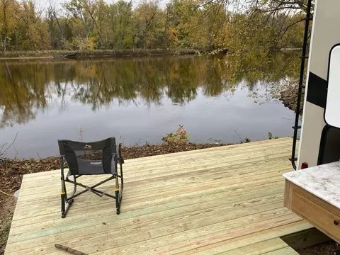 n6402 Blackhawk Road, Portage, WI 53901