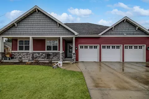 6630 Traveler Trl, Windsor, WI 53598