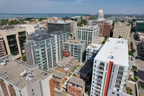 15 Washington Pl, Madison, WI 53703