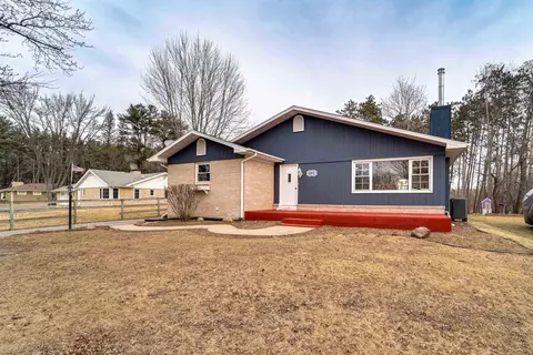 1112 Riverview Rd, Reedsburg, WI 53959
