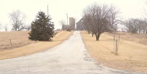 2440 Bailey Rd, Sun Prairie, WI 53590