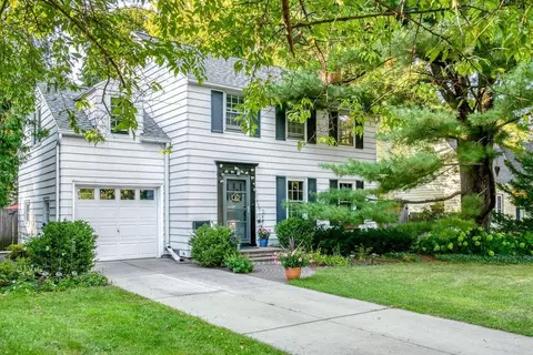 4130 Nakoma Rd, Madison, WI 53711
