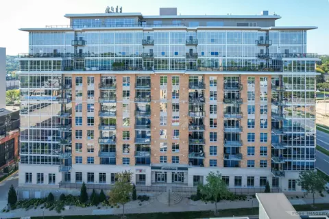 625 N Segoe Rd #210, Madison, WI 53705