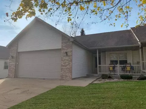 3071 Rebel Dr, Sun Prairie, WI 53590
