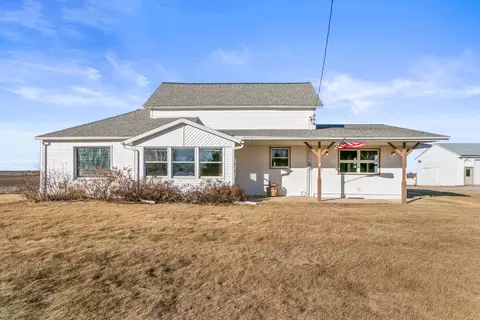 w974 County Road P, Cambria, WI 53923
