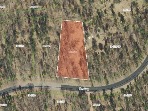 387 Yew Trl, Nekoosa, WI 54457