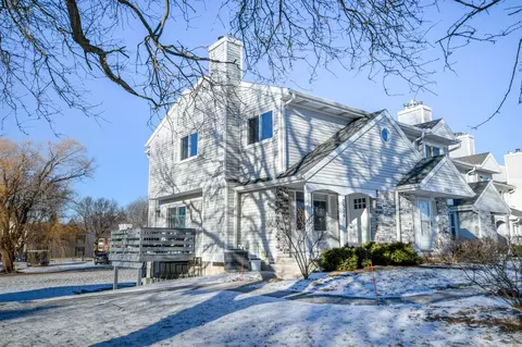 7324 Mockingbird Ln, Middleton, WI 53562
