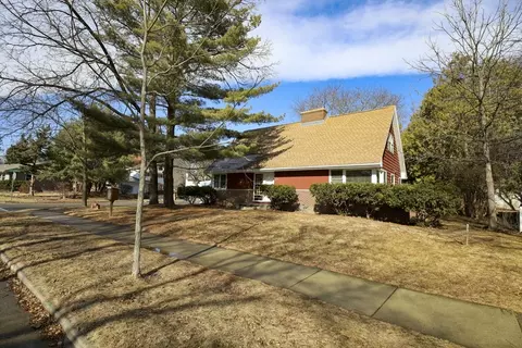 5014 S Hill Dr, Madison, WI 53705