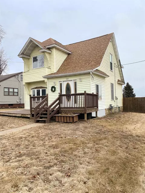 530 Delaney St, Highland, WI 53543