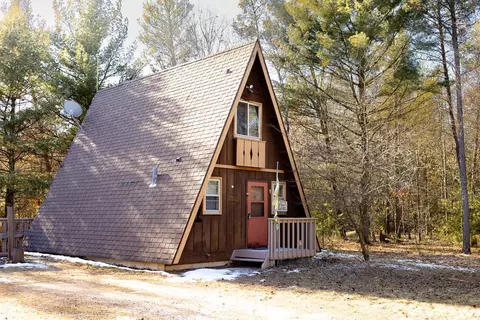 1915 Cypress Dr, Arkdale, WI 54613