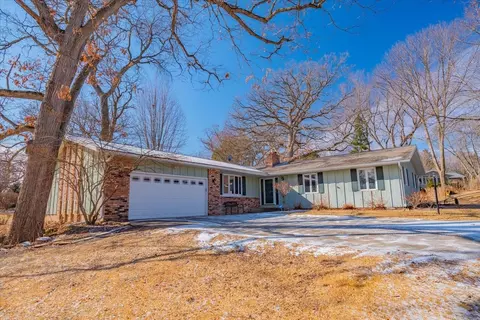 7035 Bridgeman Rd, Deforest, WI 53532