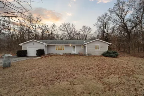 7203 W Oneil Rd, Janesville, WI 53548