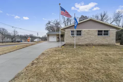 900 Lake St, Baraboo, WI 53913