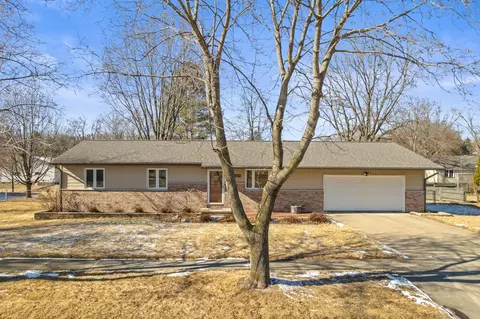 1225 Hemlock Dr, Reedsburg, WI 53959