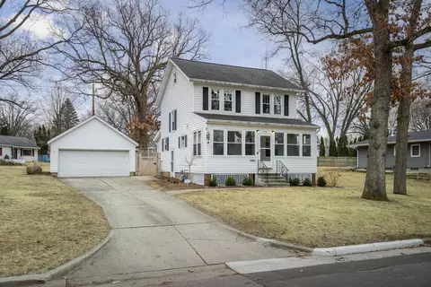 4506 Shore Acres Rd, Monona, WI 53716