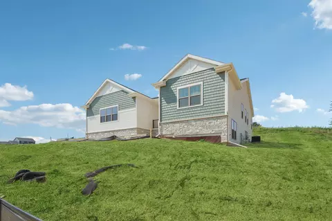 994 Autumn Blaze Way, Oregon, WI 53575