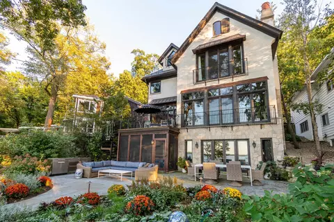 3414 Lake Mendota Dr, Madison, WI 53705