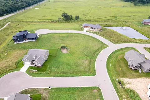 5835 Prairie Cloud Ct, Waunakee, WI 53597