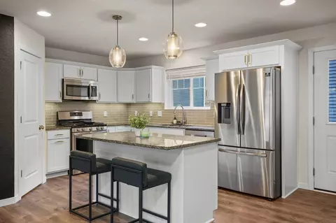 2823 Endive Dr, Fitchburg, WI 53711