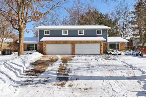 3051-3053 Greenway Trl, Madison, WI 53719