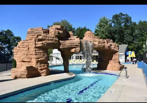 1093 Canyon Rd #304, Wisconsin Dells, WI 53965